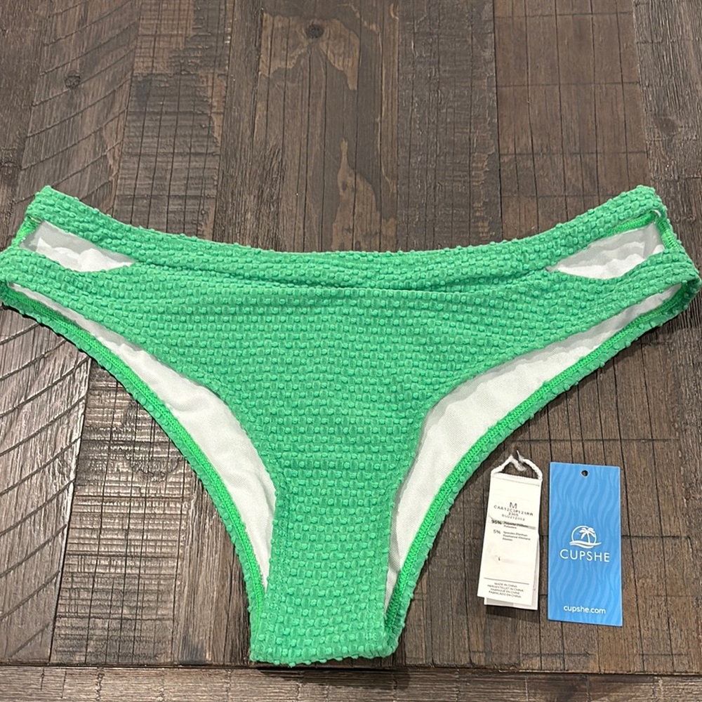 Cupshe Women’s Kelly Green Bikini Bottoms Decorative Design M